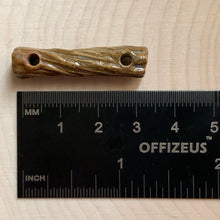 Topaz Swirl Connector